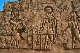 <p>The source shows how the pharaoh brought offerings to the god Horus. This represented the task of pleasing the gods.</p>